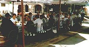 Lunch in the Restaurant Park "Monasterio"
